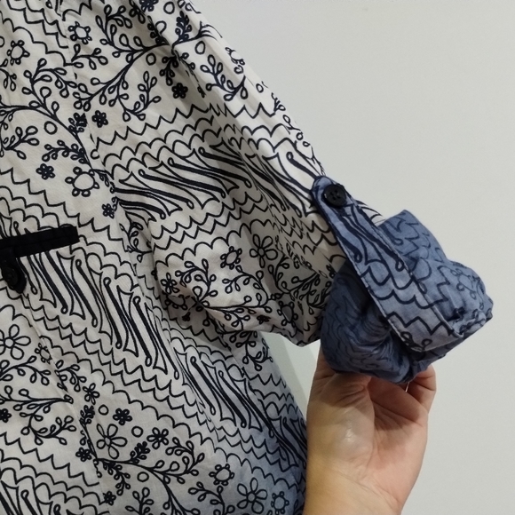 Woman blouse - Picture 3 of 5